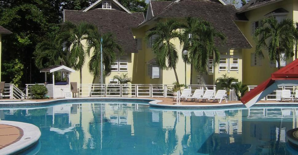 The View At Mystic Ridge Penthouse 78A Lägenhet Ocho Rios Exteriör bild
