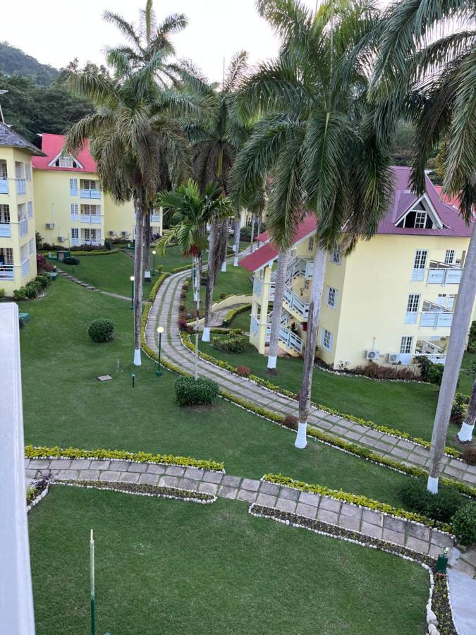 The View At Mystic Ridge Penthouse 78A Lägenhet Ocho Rios Exteriör bild