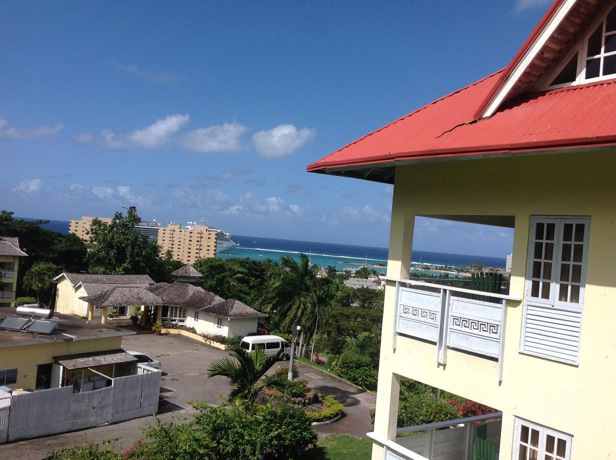 The View At Mystic Ridge Penthouse 78A Lägenhet Ocho Rios Exteriör bild